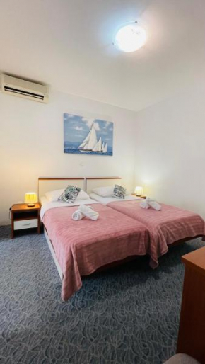 Apartmens and Rooms Madunic V